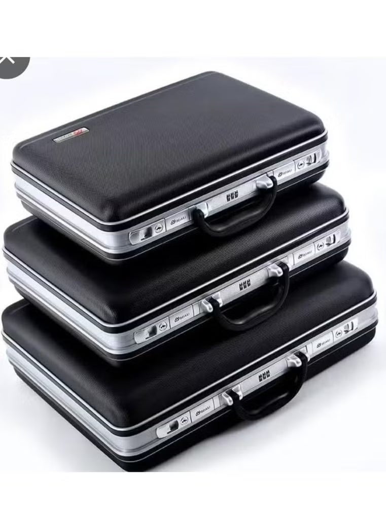 ٣ حبات حقيبه مكتبيه رجالي دبلوماسية مع قفل سري ومفتاح من ٣ مقاسات ٢١ و١٩ و١٧ المقاسات